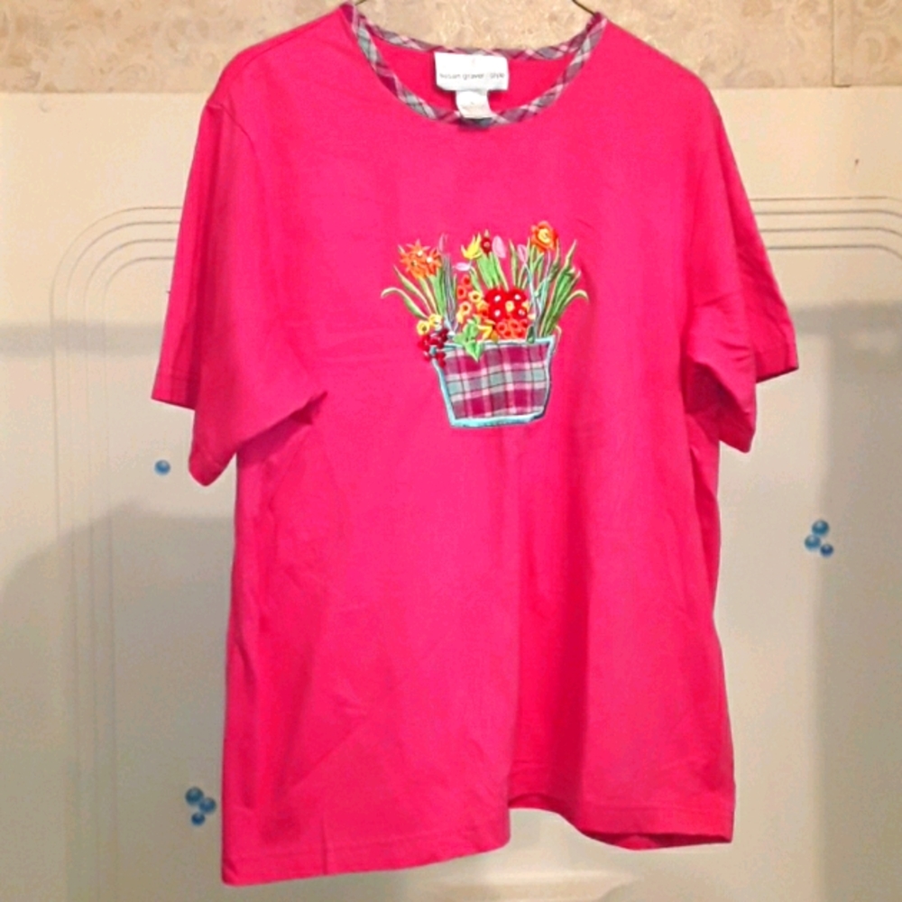 Susan Graver L Pink Flowered Shirt